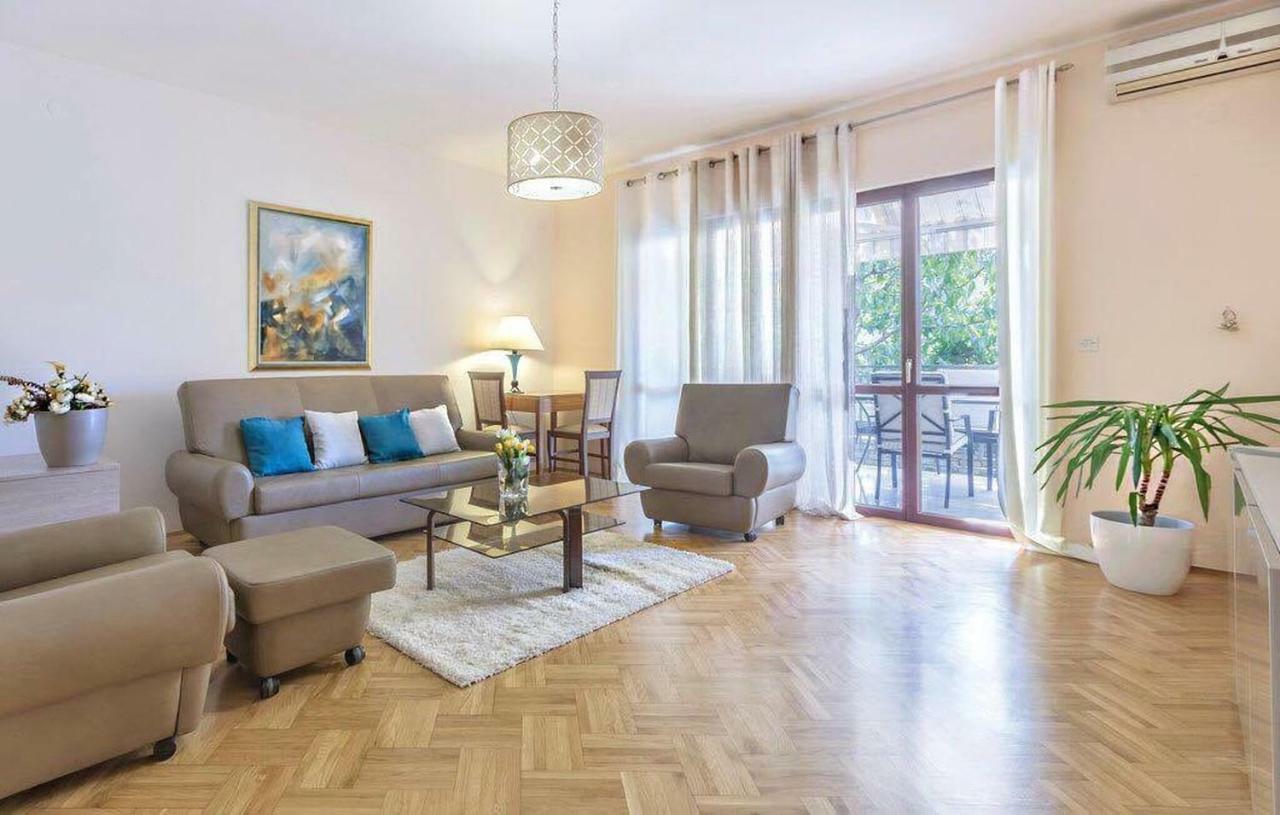 PUY Apartman Eta 아파트 외부 사진